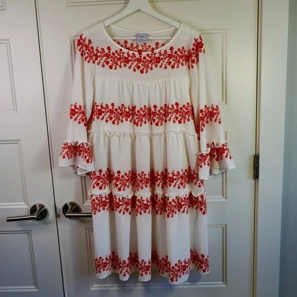 Vivi by Violet Weekend Red and White Long Sleeve Dress‎ Tiered Ruffle Design Sm - Picture 1 of 8
